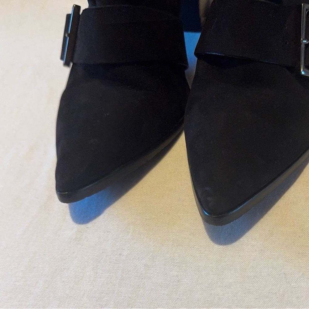 SCHUTZ w 8.5 Black Suede Ankle Boots with Buckles, Block Heel, Pointed Toe - Picture 6 of 13